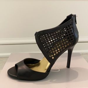 Jessica Simpson heels